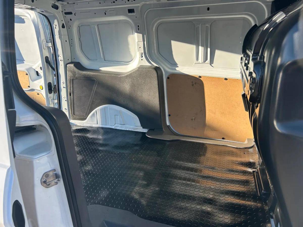 ford-transit-connect-2023-diesel-1499cc