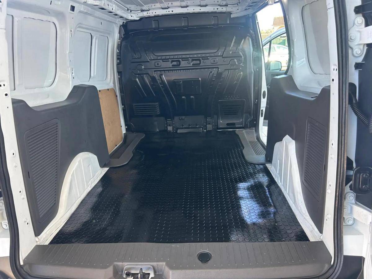 ford-transit-connect-2023-diesel-1499cc