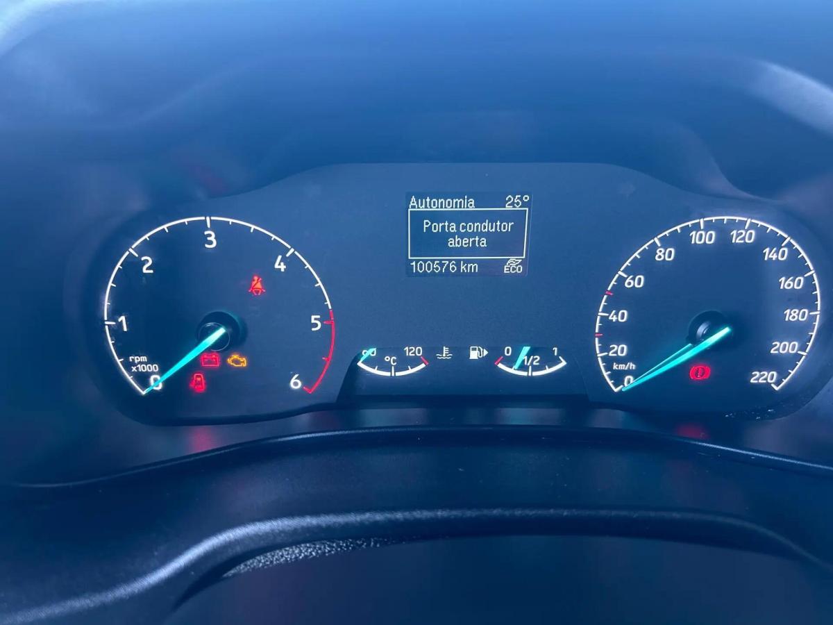 ford-transit-connect-2023-diesel-1499cc