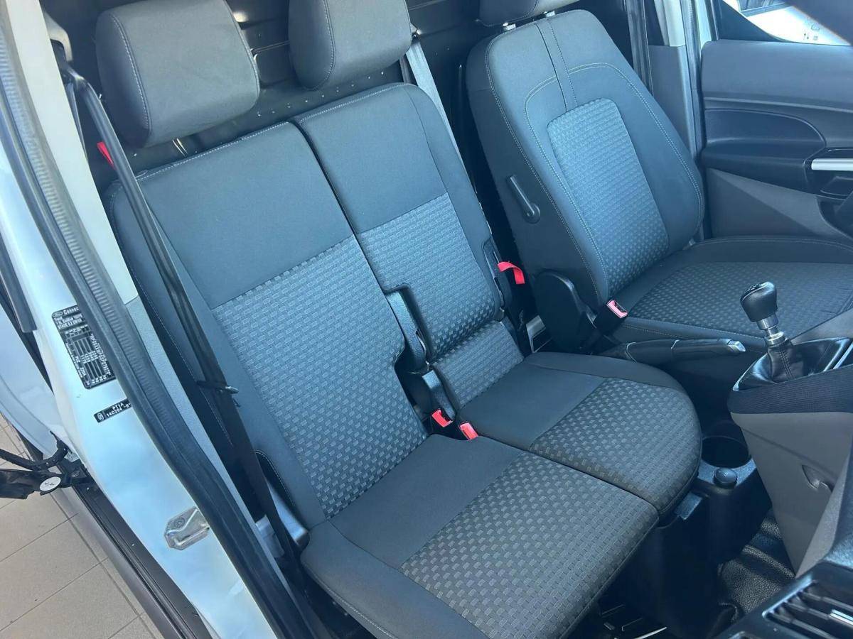 ford-transit-connect-2023-diesel-1499cc