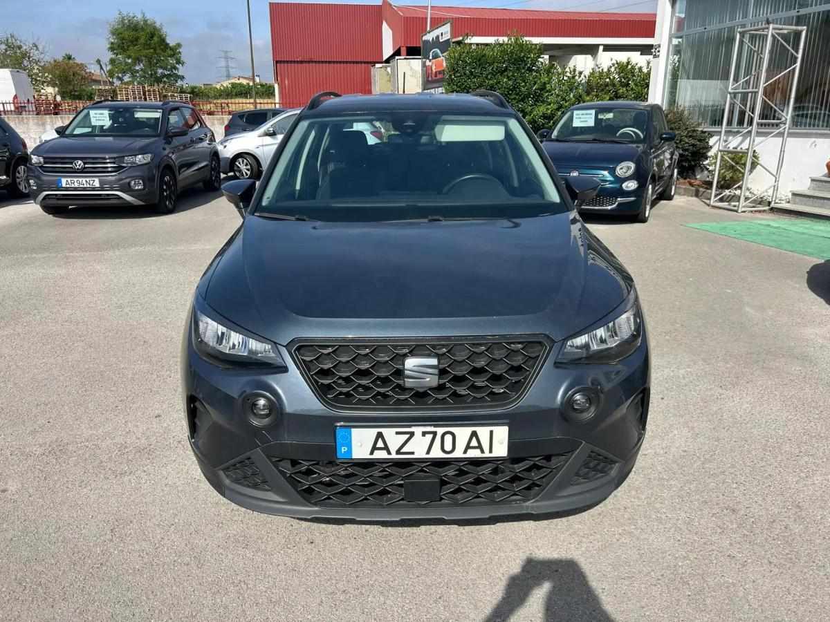 seat-arona-2023-gasolina-999cc