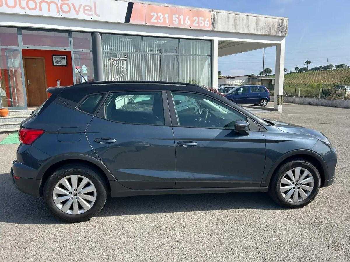 seat-arona-2023-gasolina-999cc