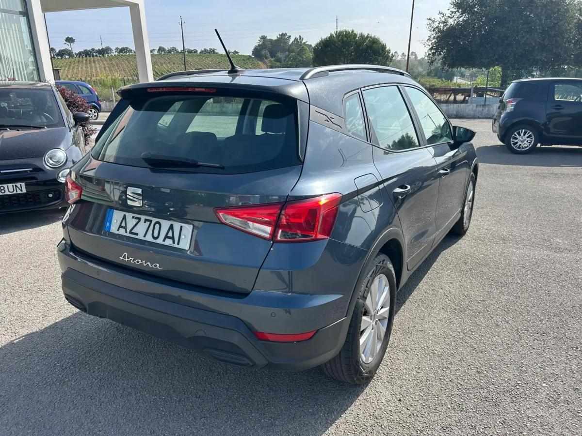 seat-arona-2023-gasolina-999cc