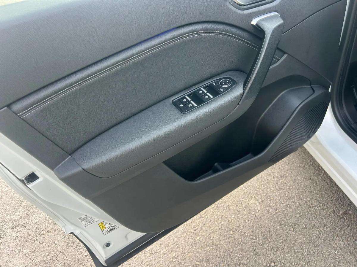 renault-captur-2023-gasolina-999cc