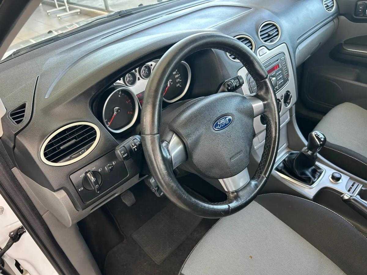 ford-focus-sw-2010-diesel-1560cc