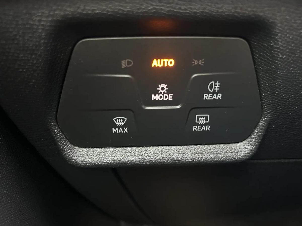 seat-leon-st-2022-gasolina-999cc