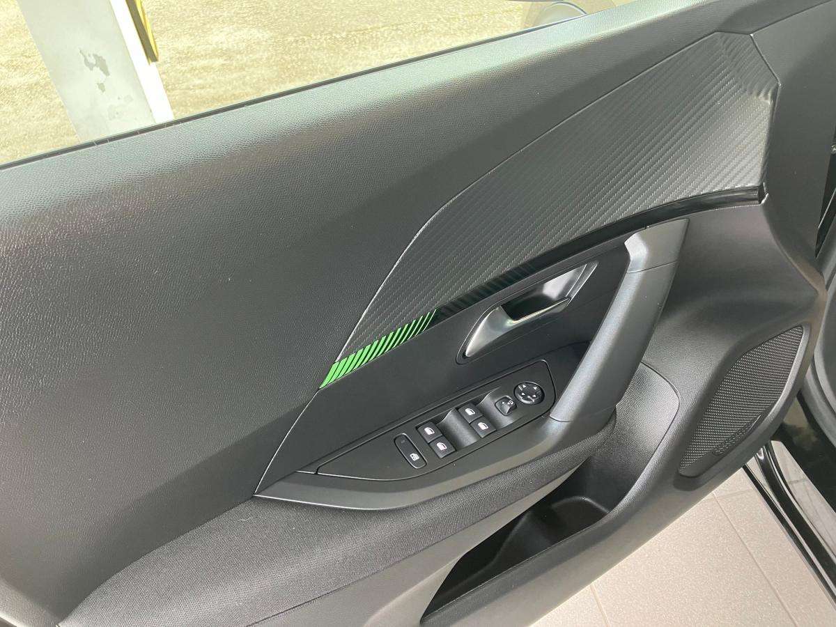 peugeot-2008-2024-gasolina-1199cc