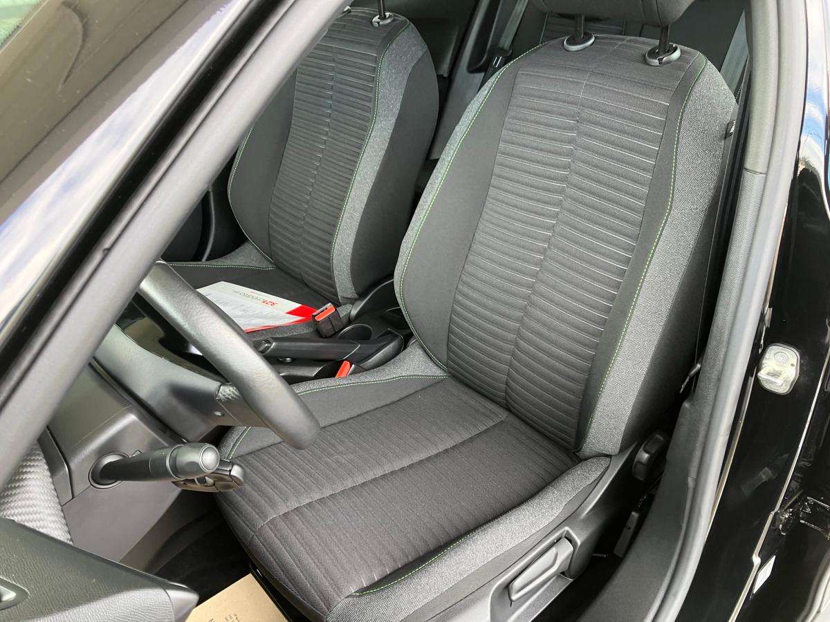 peugeot-2008-2024-gasolina-1199cc