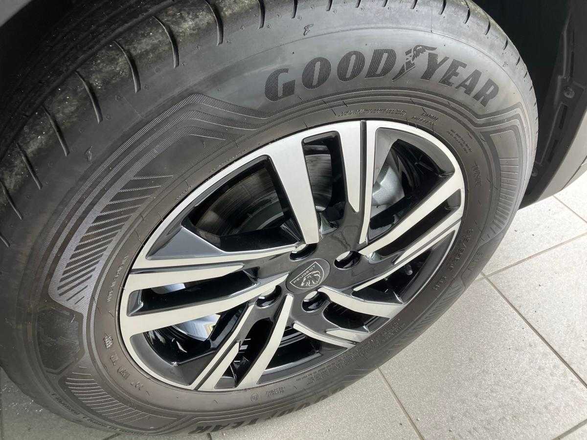 peugeot-2008-2024-gasolina-1199cc