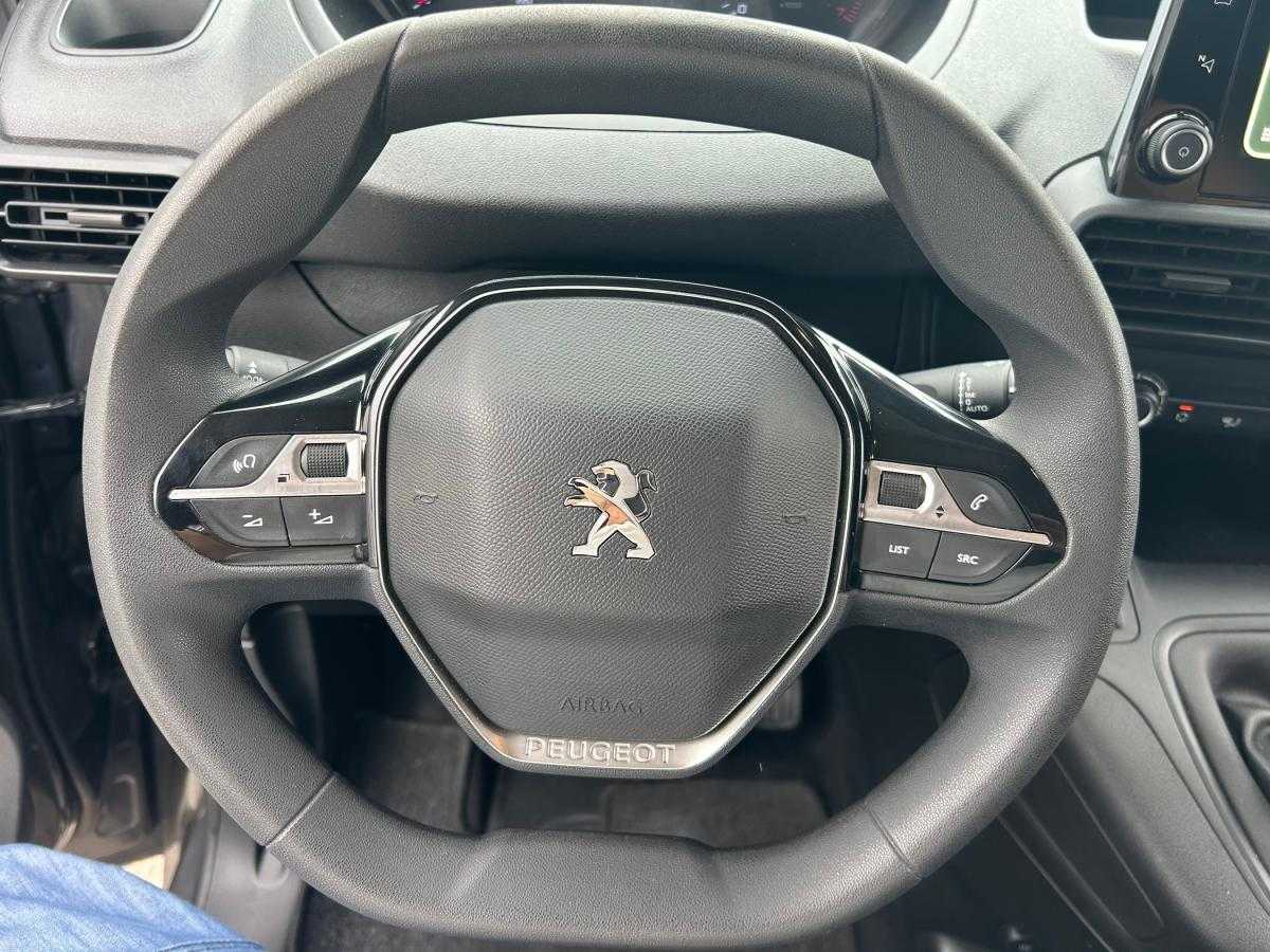 peugeot-partner-2023-diesel-1460cc