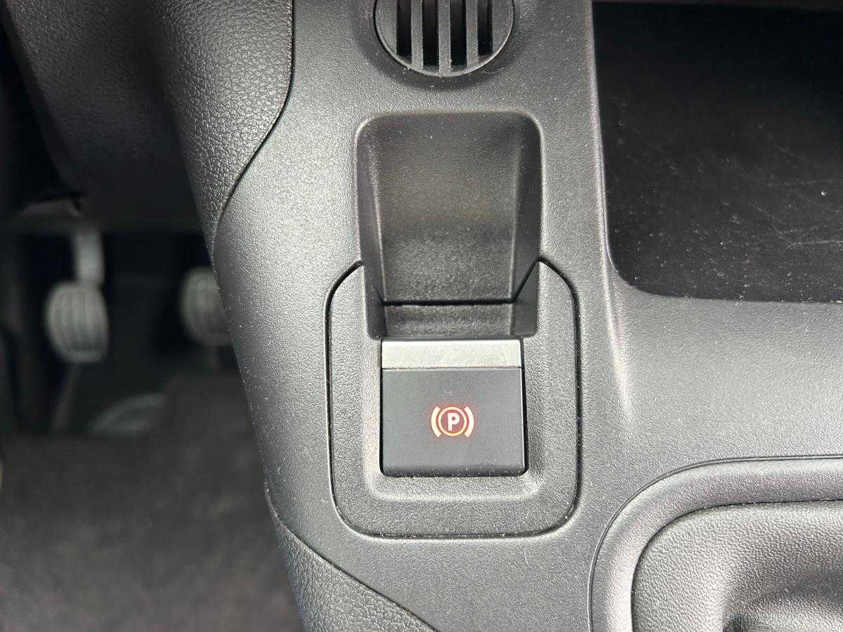peugeot-partner-2023-diesel-1460cc