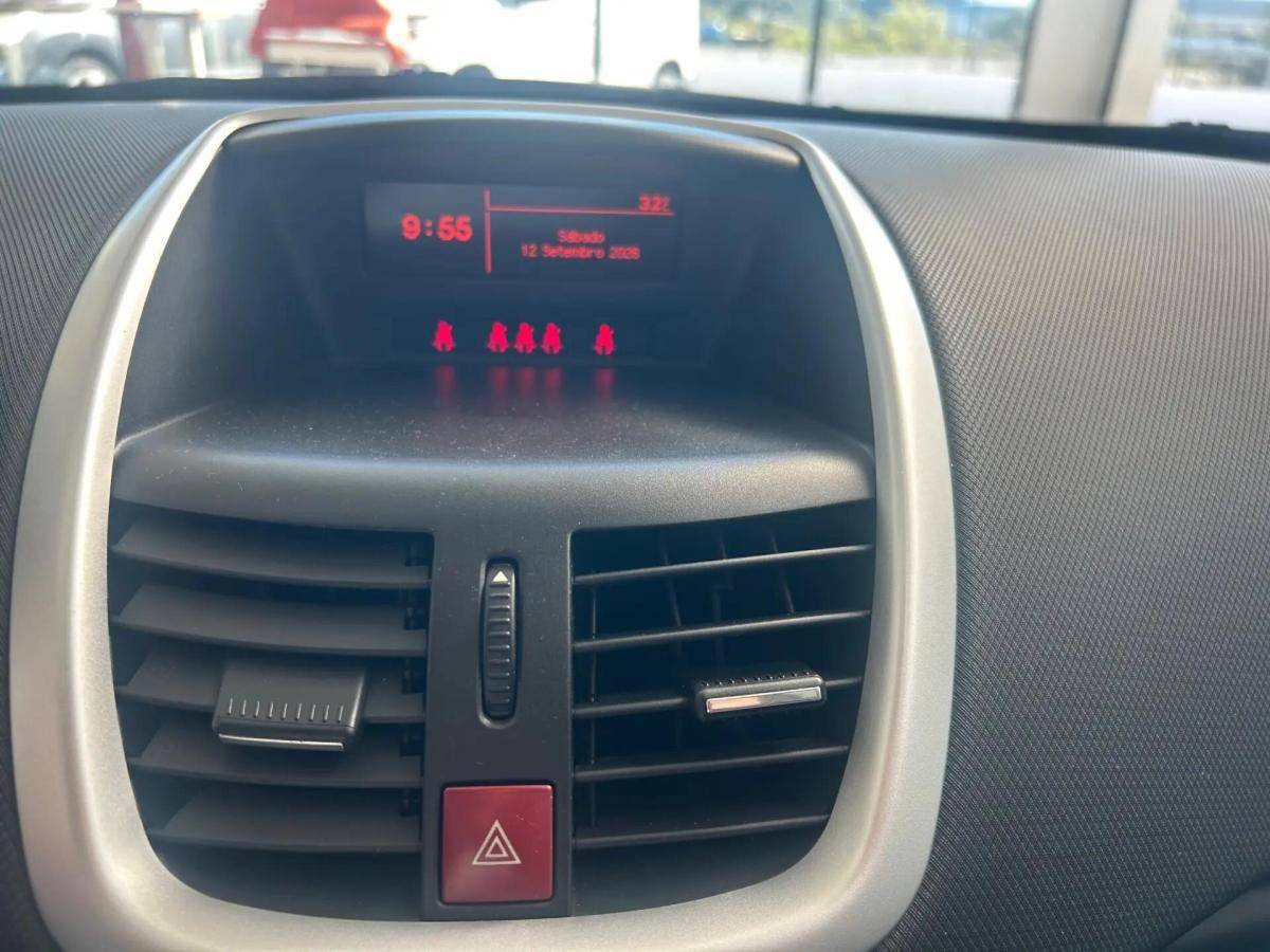 peugeot-207-2012-gasolina-1360cc