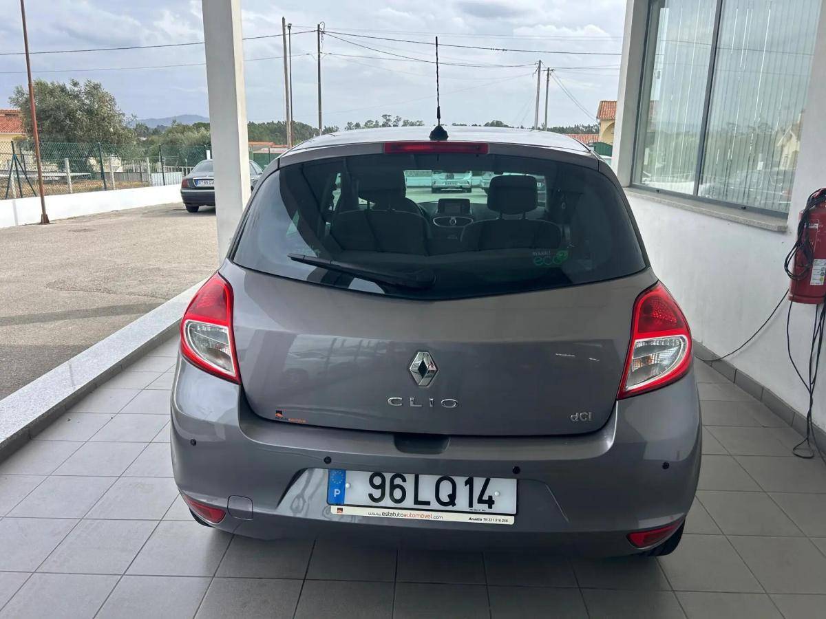 renault-clio-2011-diesel-1461cc