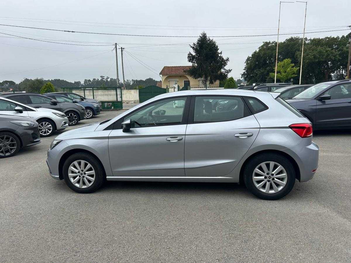 seat-ibiza-2023-gasolina-999cc