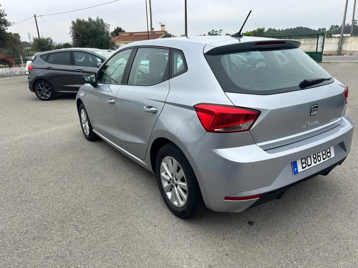 seat-ibiza-2023-gasolina-999cc