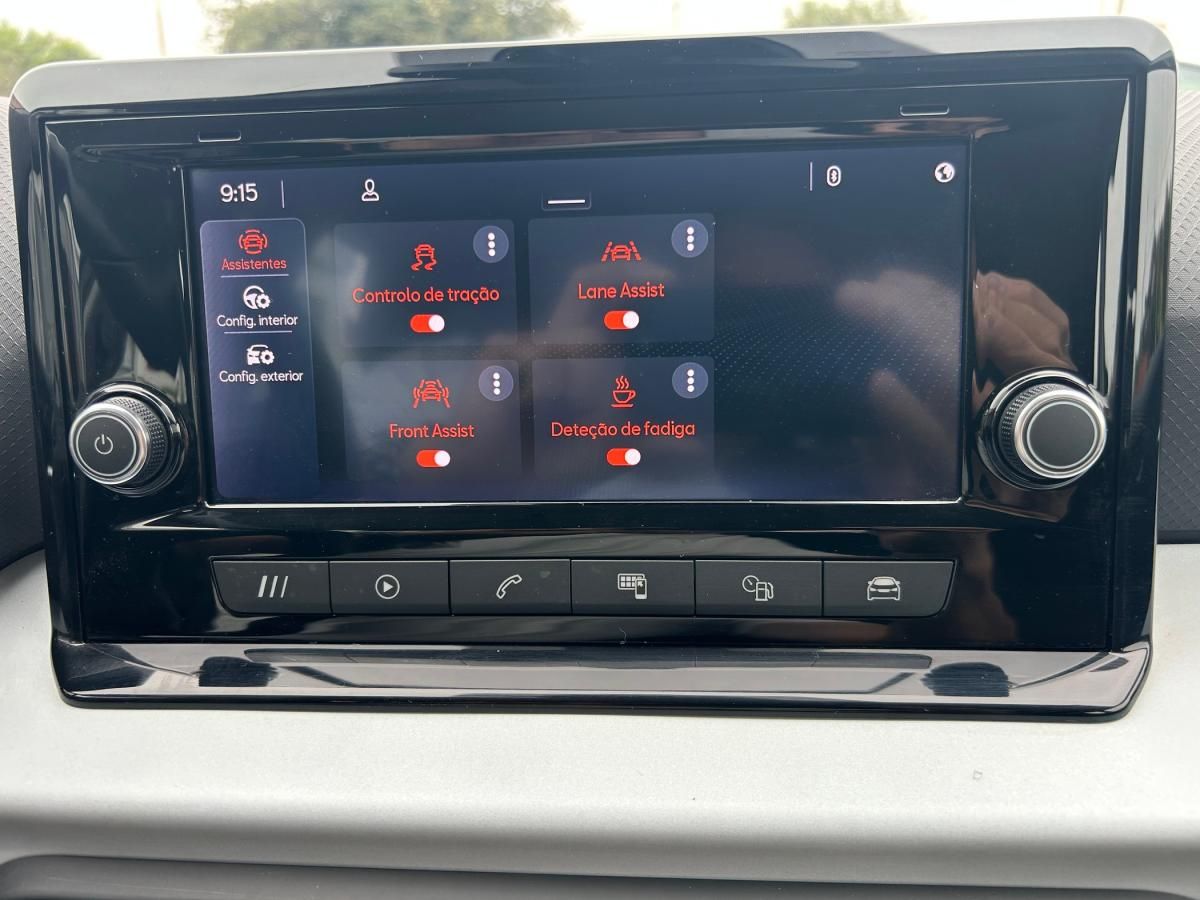seat-ibiza-2023-gasolina-999cc