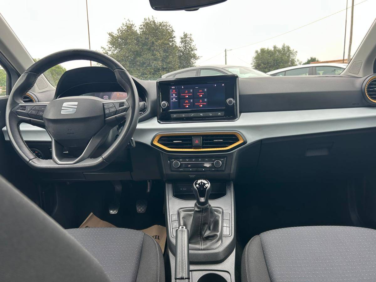 seat-ibiza-2023-gasolina-999cc
