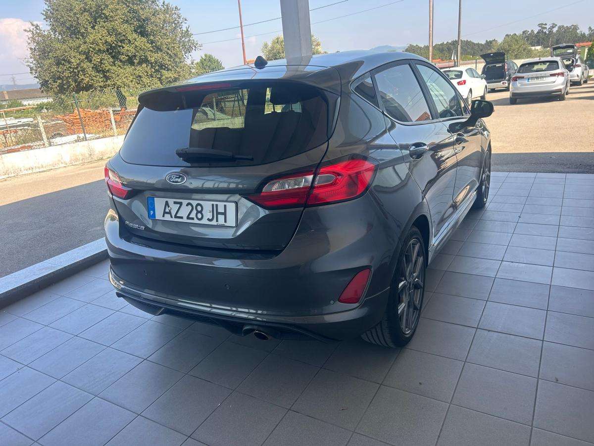 ford-fiesta-2023-gasolina-998cc