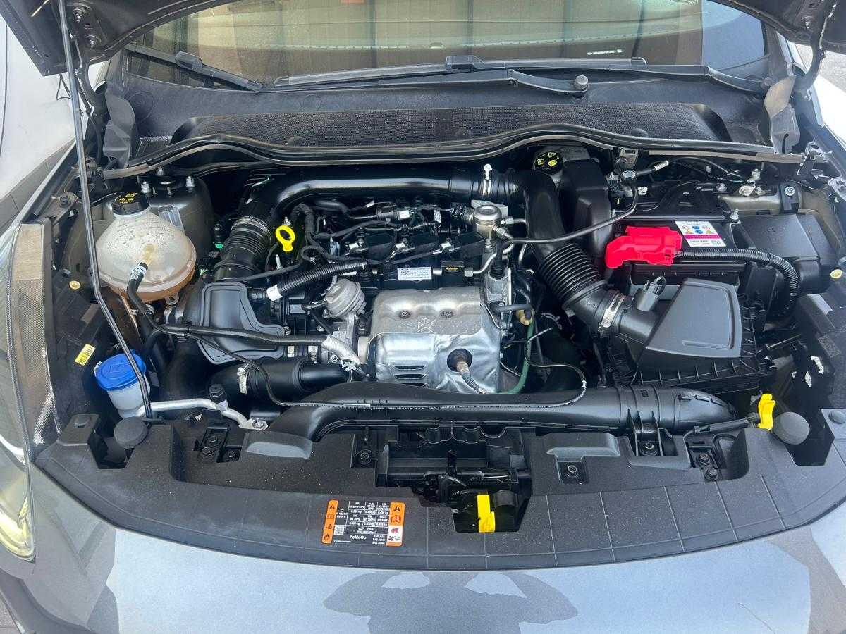 ford-fiesta-2023-gasolina-998cc