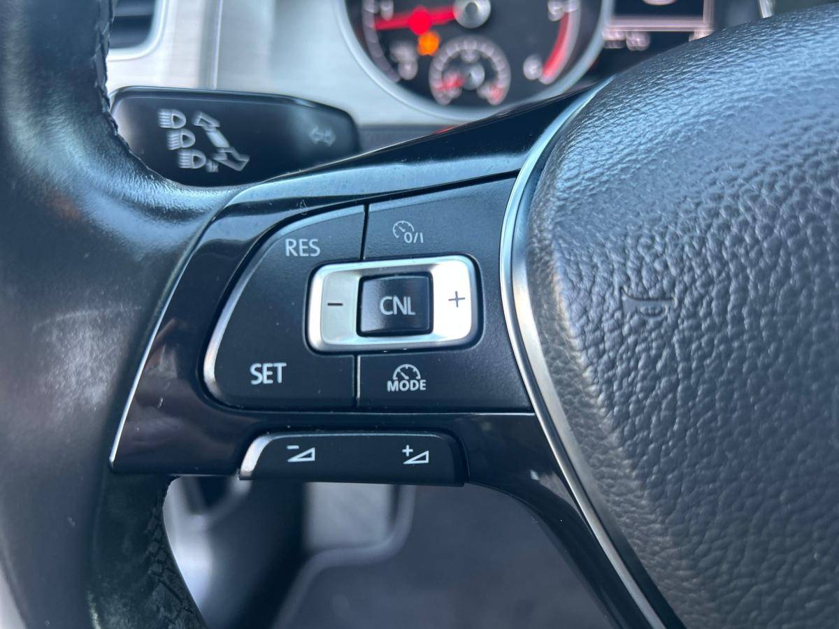 volkswagen-golf-2015-diesel-1598cc
