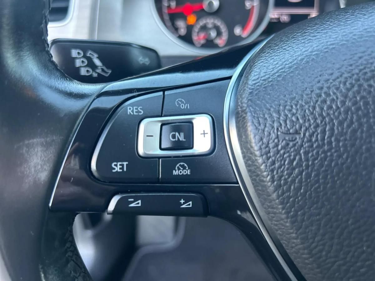 volkswagen-golf-2015-diesel-1598cc