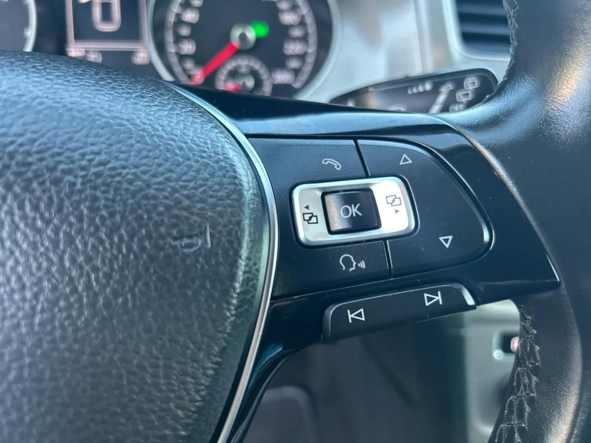 volkswagen-golf-2015-diesel-1598cc