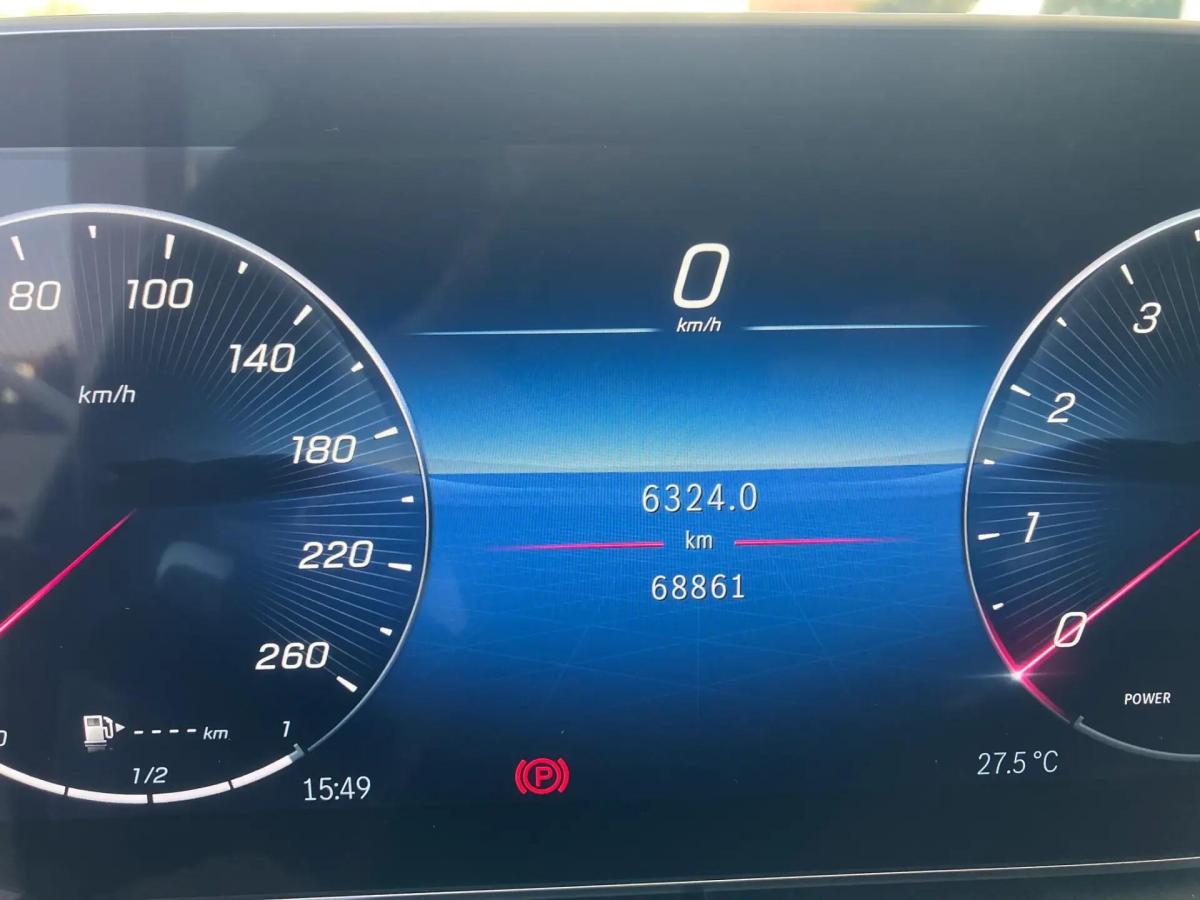 mercedes-benz-classe-c-2023-hibrido-a-gasolina-1496cc