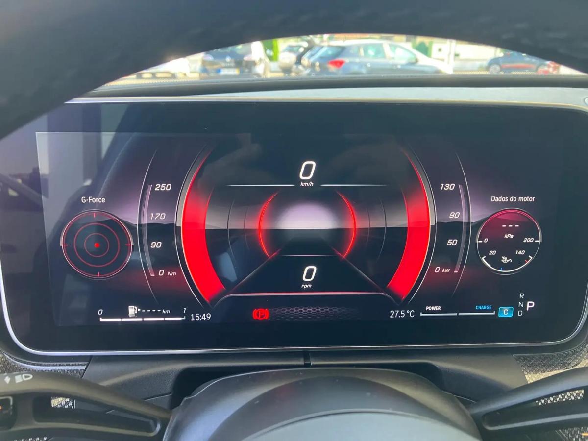 mercedes-benz-classe-c-2023-hibrido-a-gasolina-1496cc
