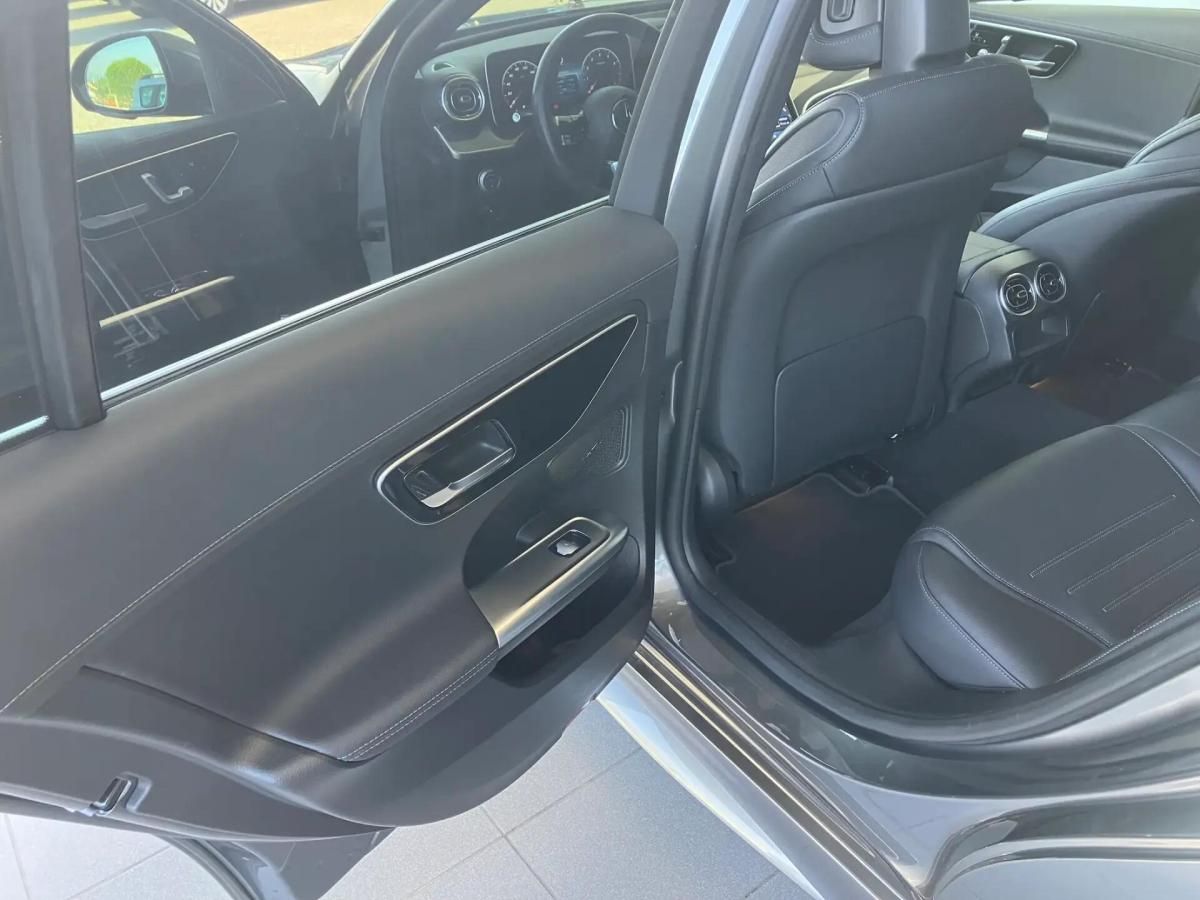 mercedes-benz-classe-c-2023-hibrido-a-gasolina-1496cc
