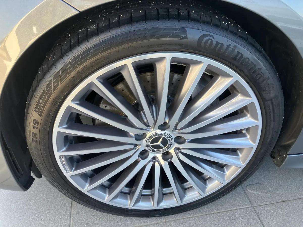 mercedes-benz-classe-c-2023-hibrido-a-gasolina-1496cc