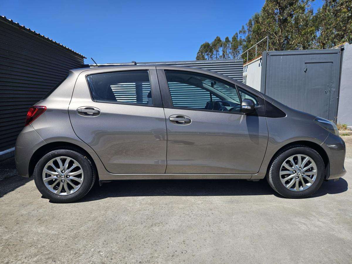 toyota-yaris-2016-gasolina-998cc