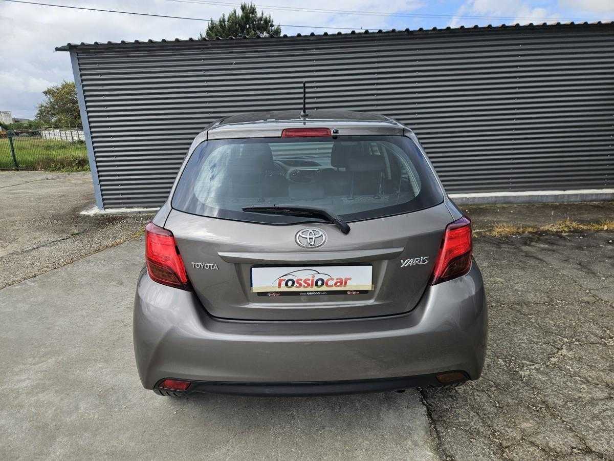toyota-yaris-2016-gasolina-998cc