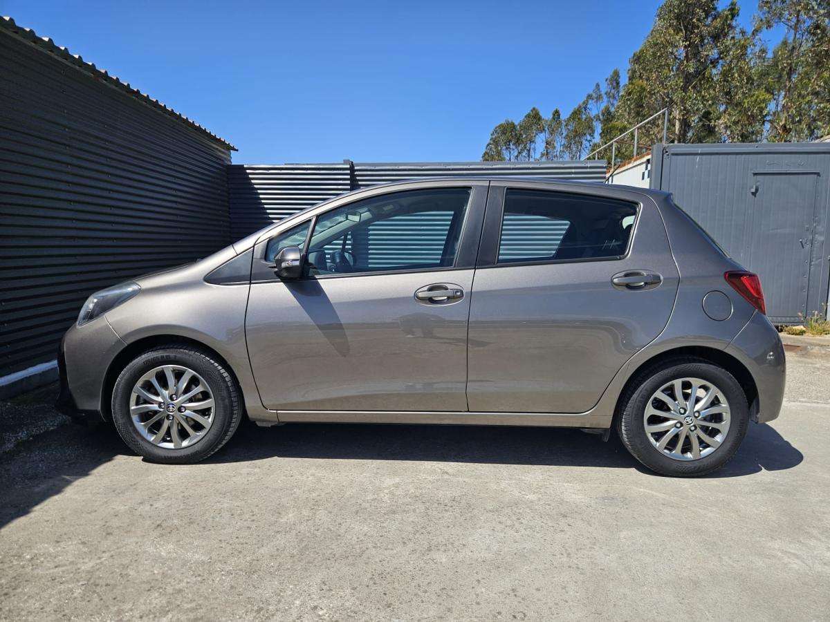 toyota-yaris-2016-gasolina-998cc