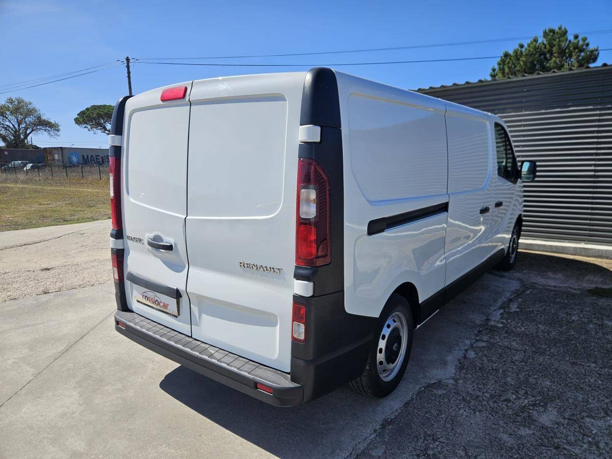 renault-trafic-2019-diesel-1598cc