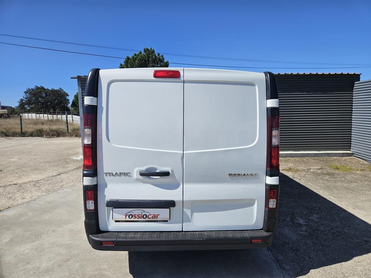 renault-trafic-2019-diesel-1598cc