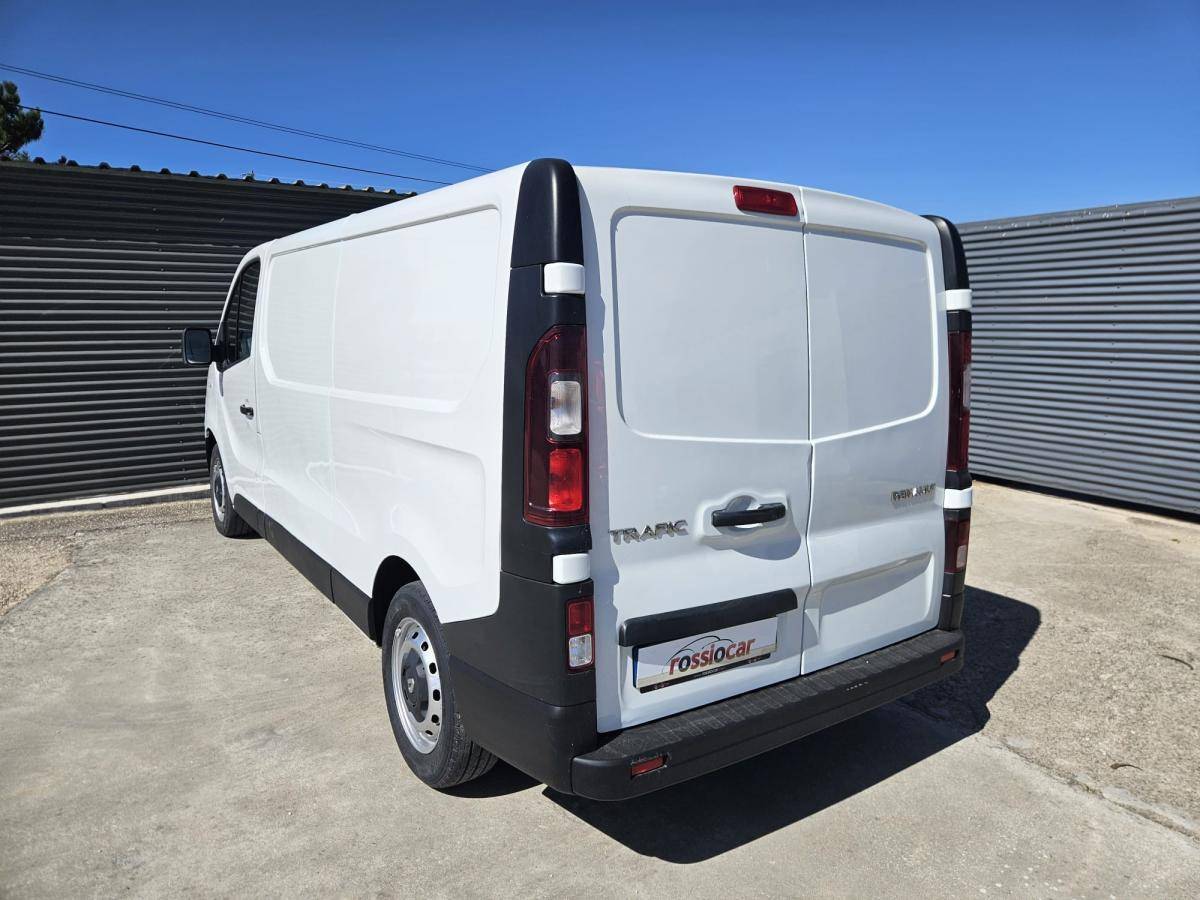 renault-trafic-2019-diesel-1598cc