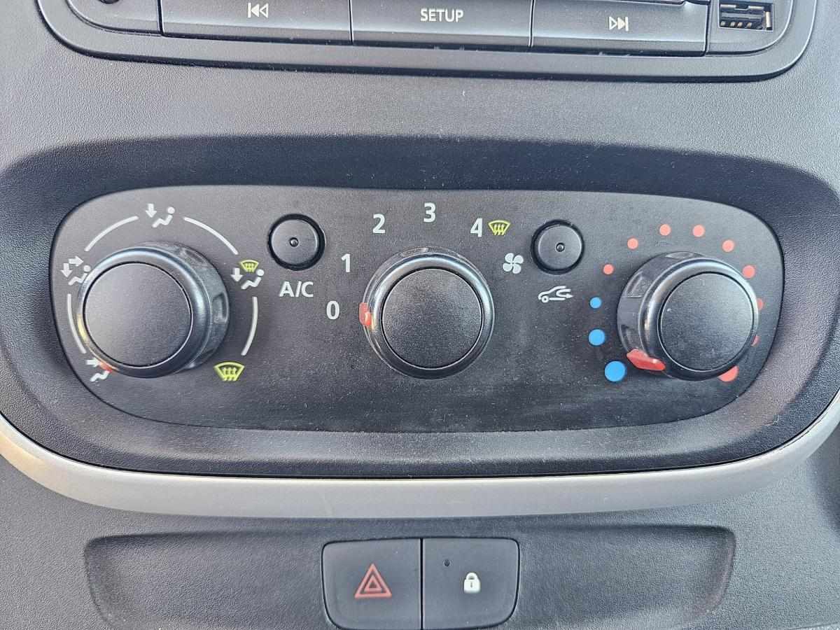 renault-trafic-2019-diesel-1598cc