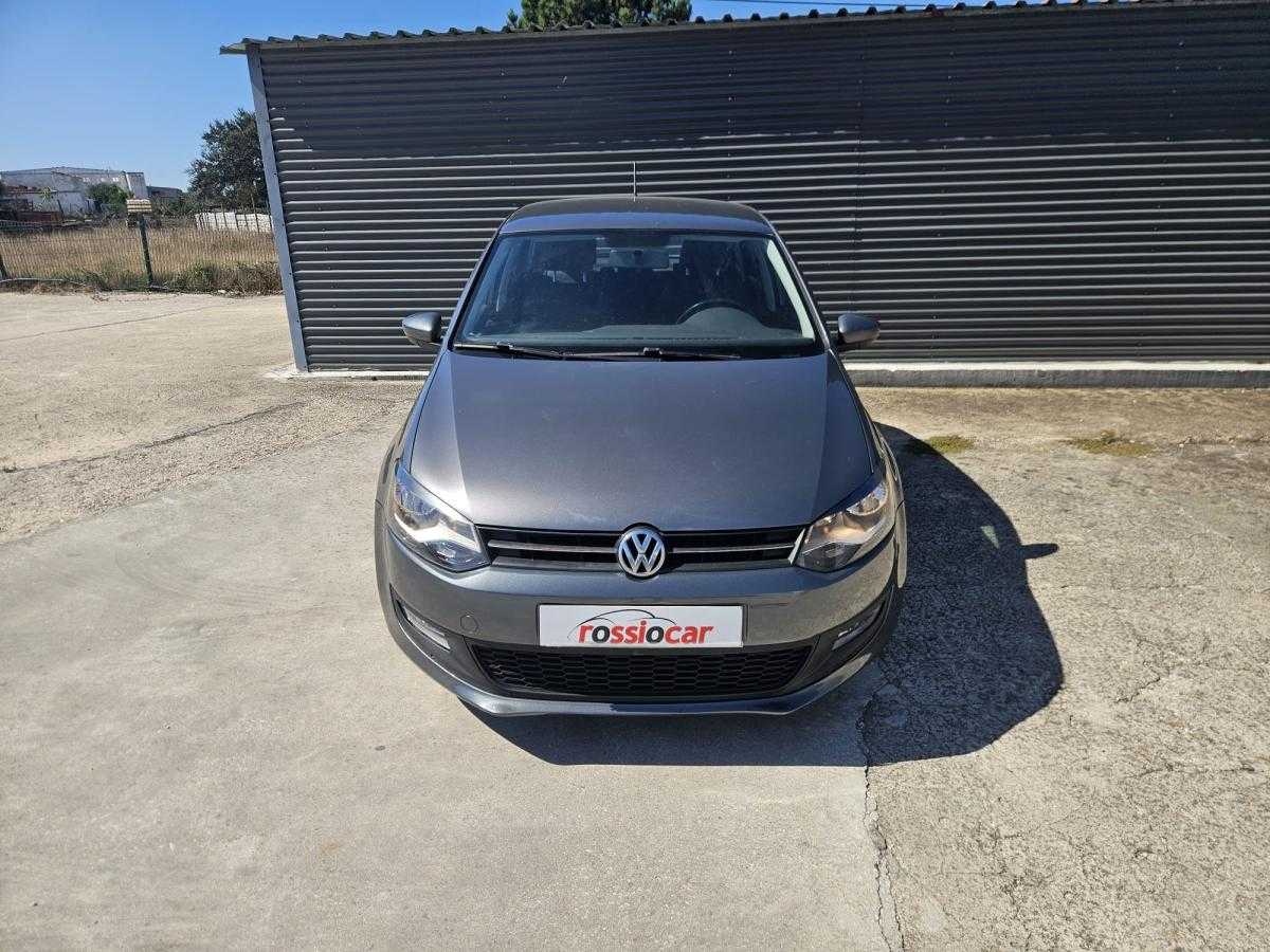 volkswagen-polo-2010-diesel-1598cc