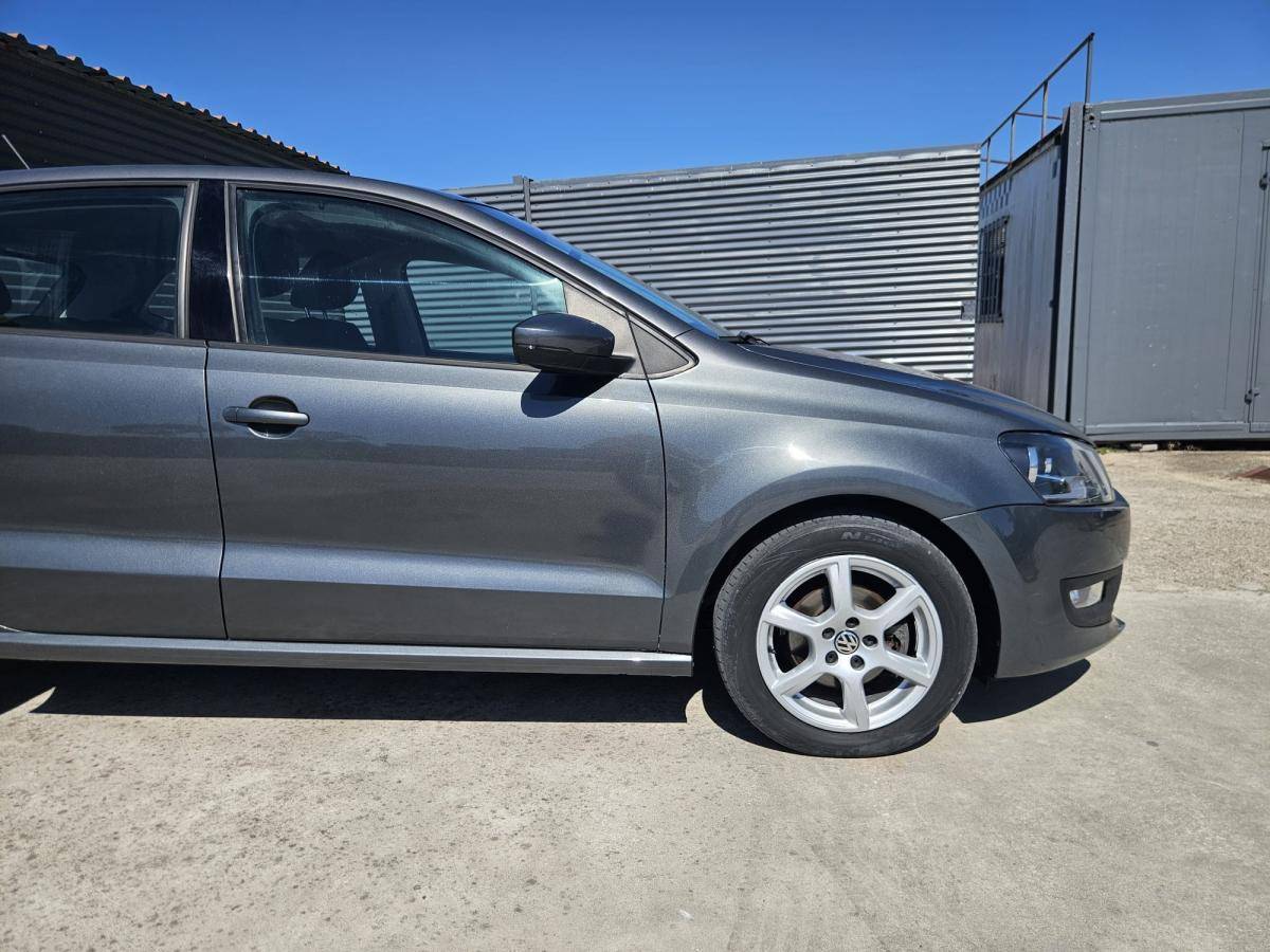 volkswagen-polo-2010-diesel-1598cc