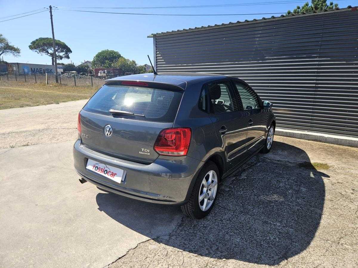 volkswagen-polo-2010-diesel-1598cc