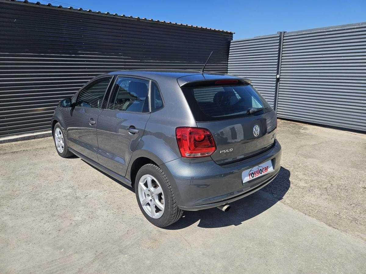 volkswagen-polo-2010-diesel-1598cc