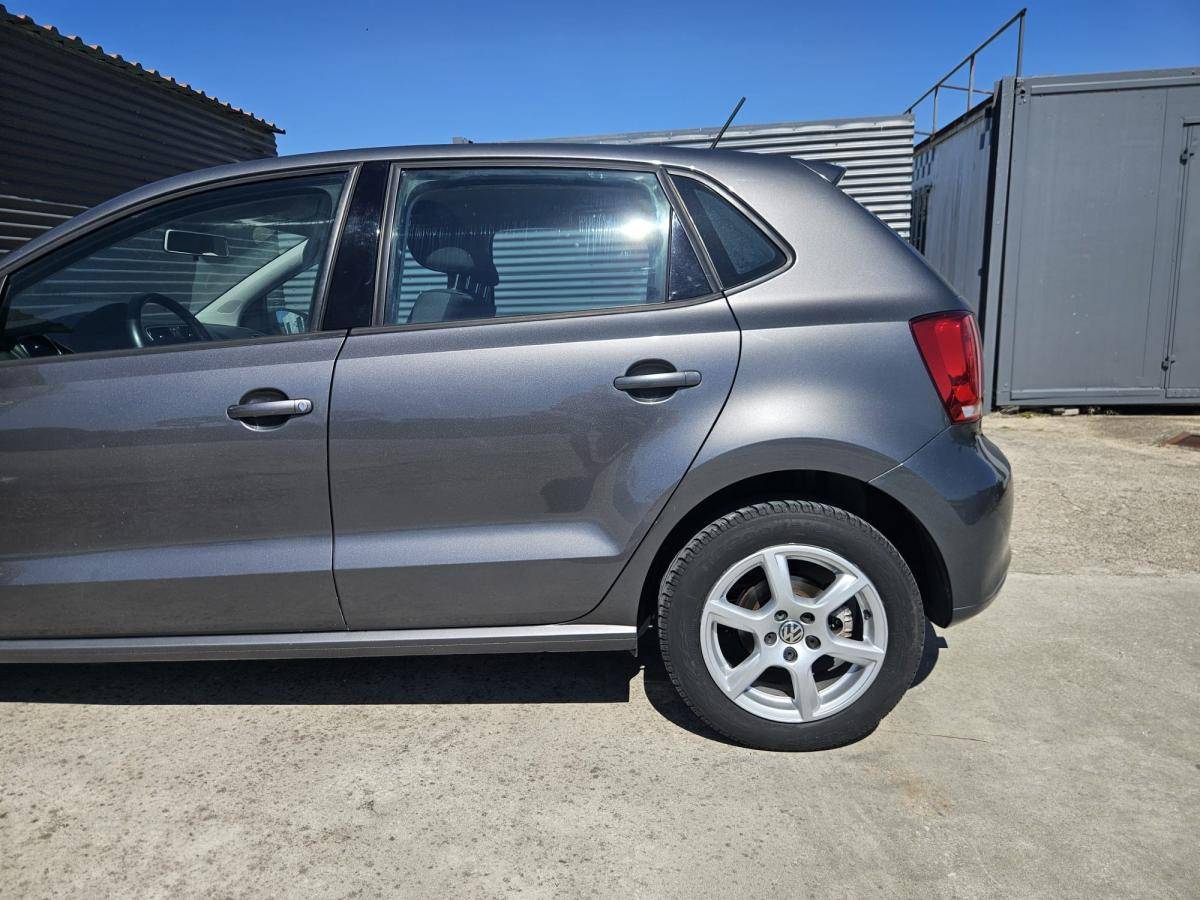 volkswagen-polo-2010-diesel-1598cc