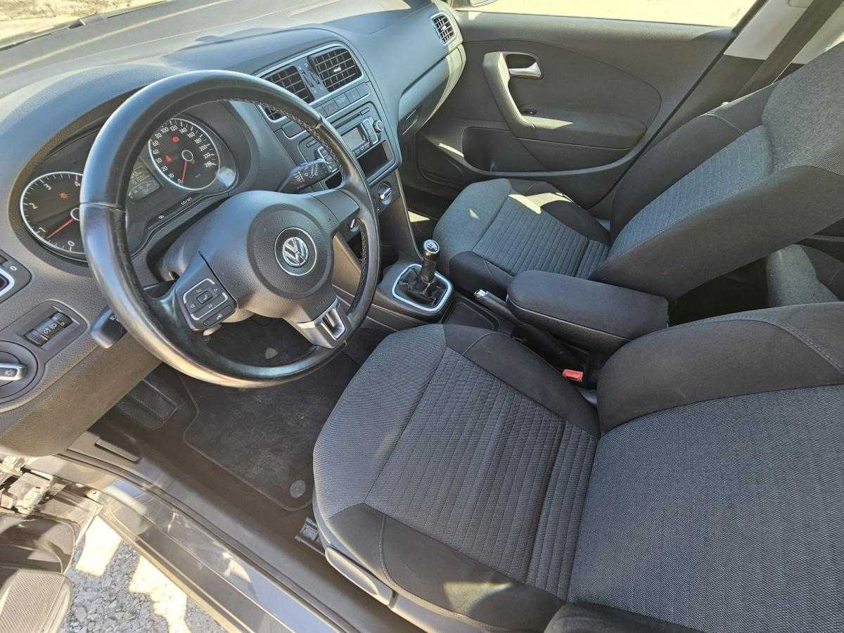 volkswagen-polo-2010-diesel-1598cc