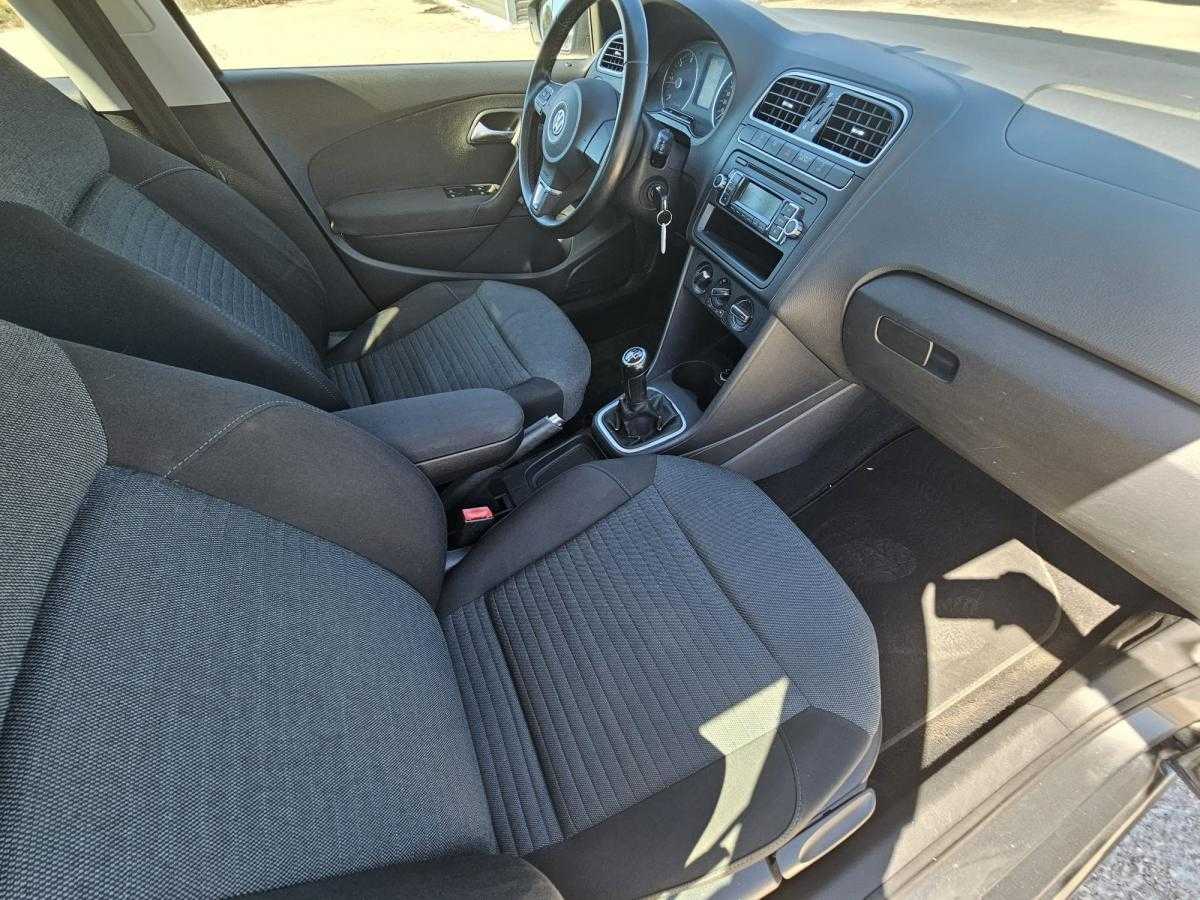 volkswagen-polo-2010-diesel-1598cc