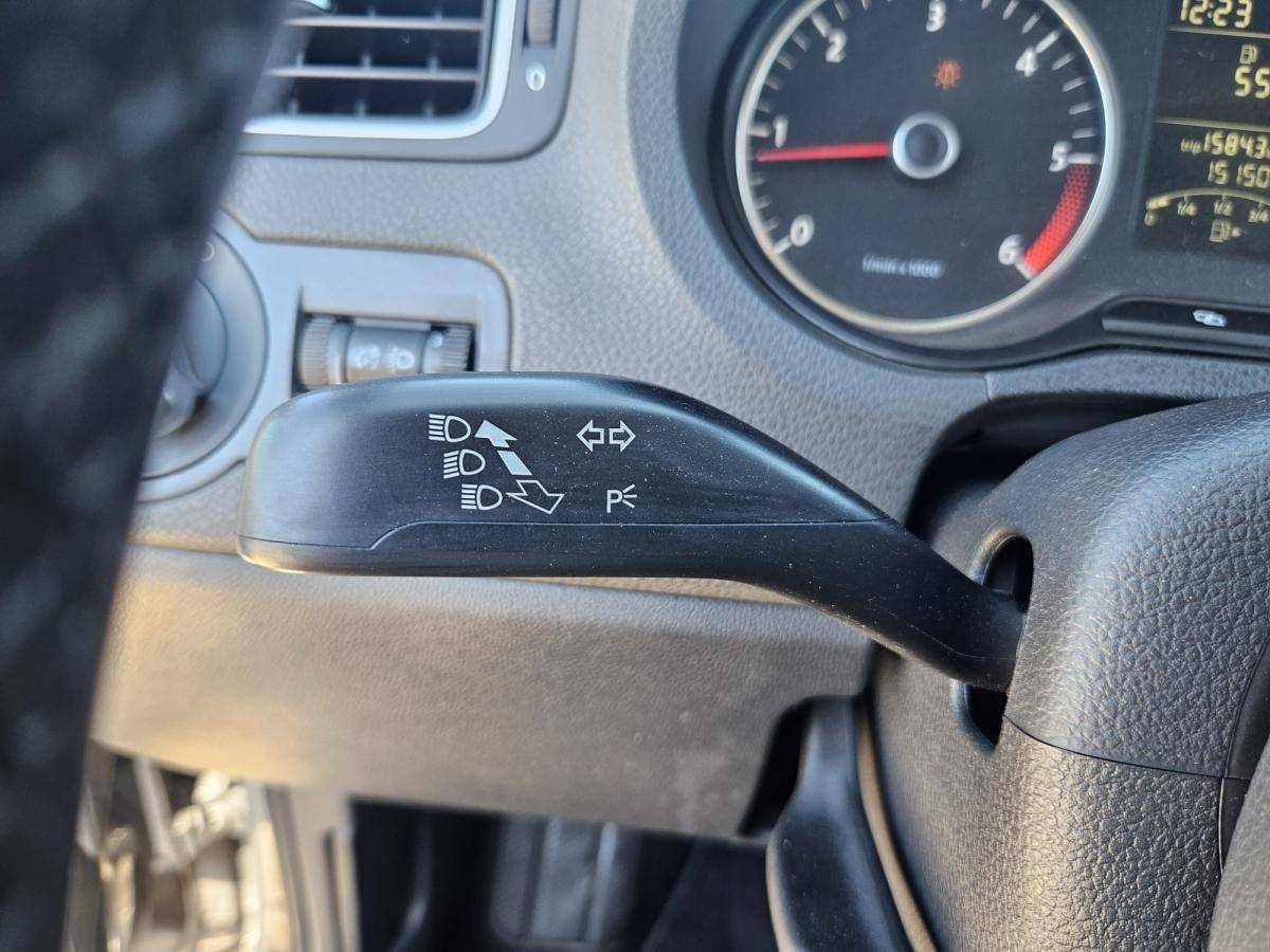 volkswagen-polo-2010-diesel-1598cc