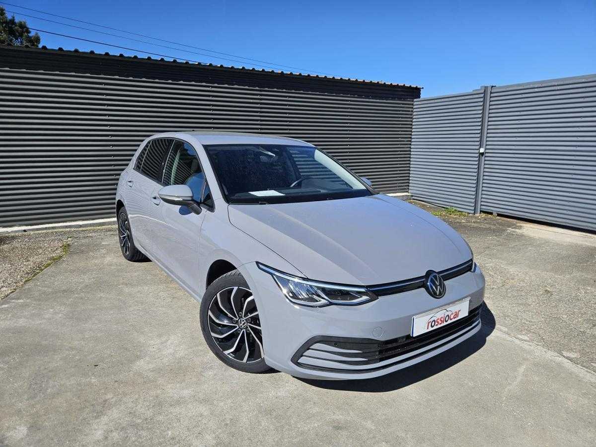 volkswagen-golf-2023-gasolina-999cc