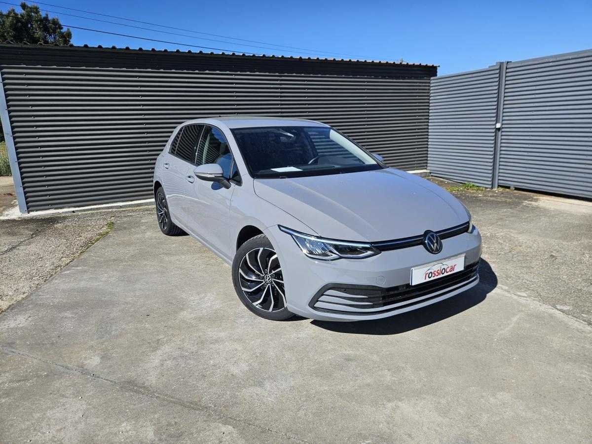 volkswagen-golf-2023-gasolina-999cc