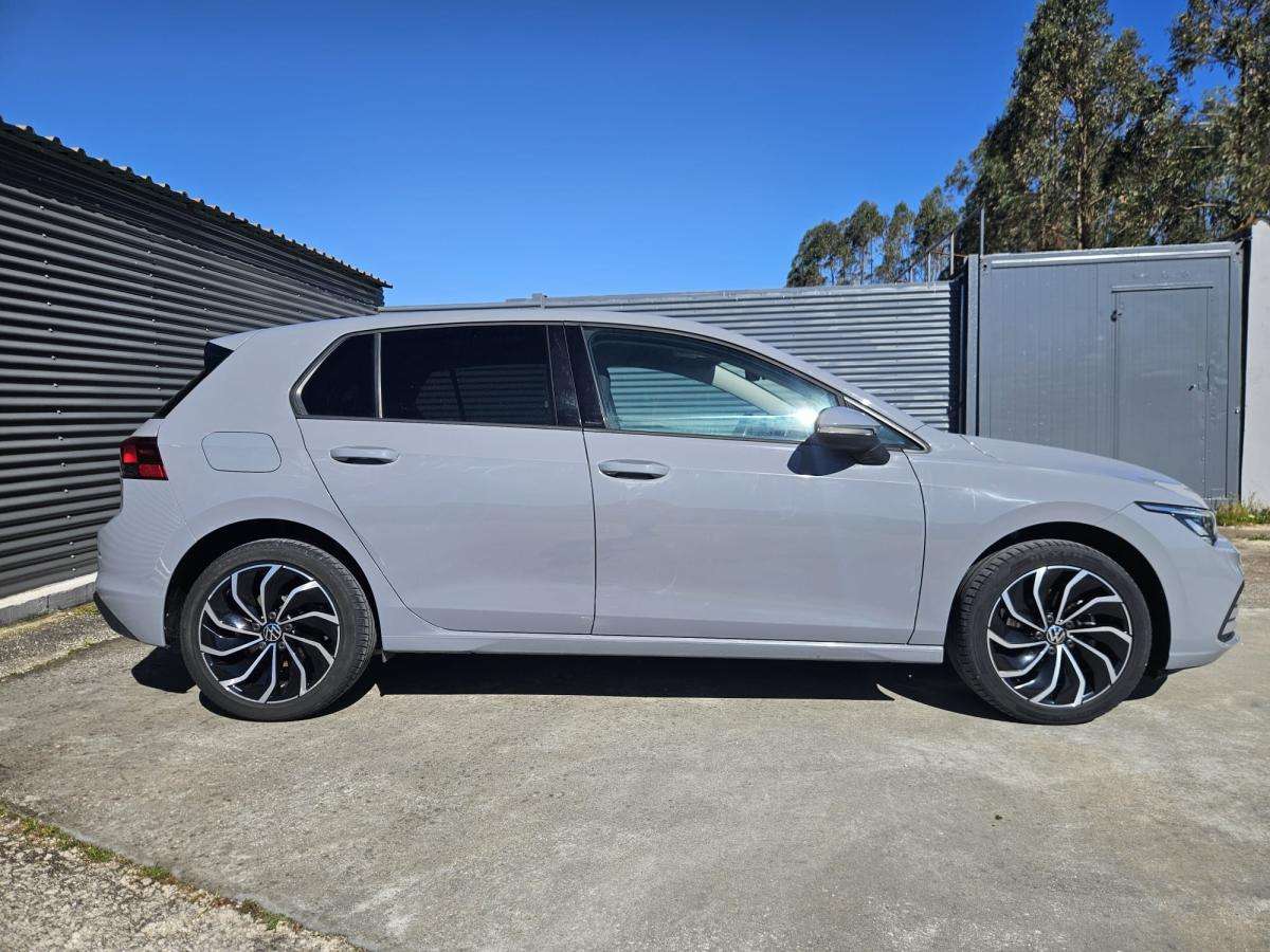 volkswagen-golf-2023-gasolina-999cc
