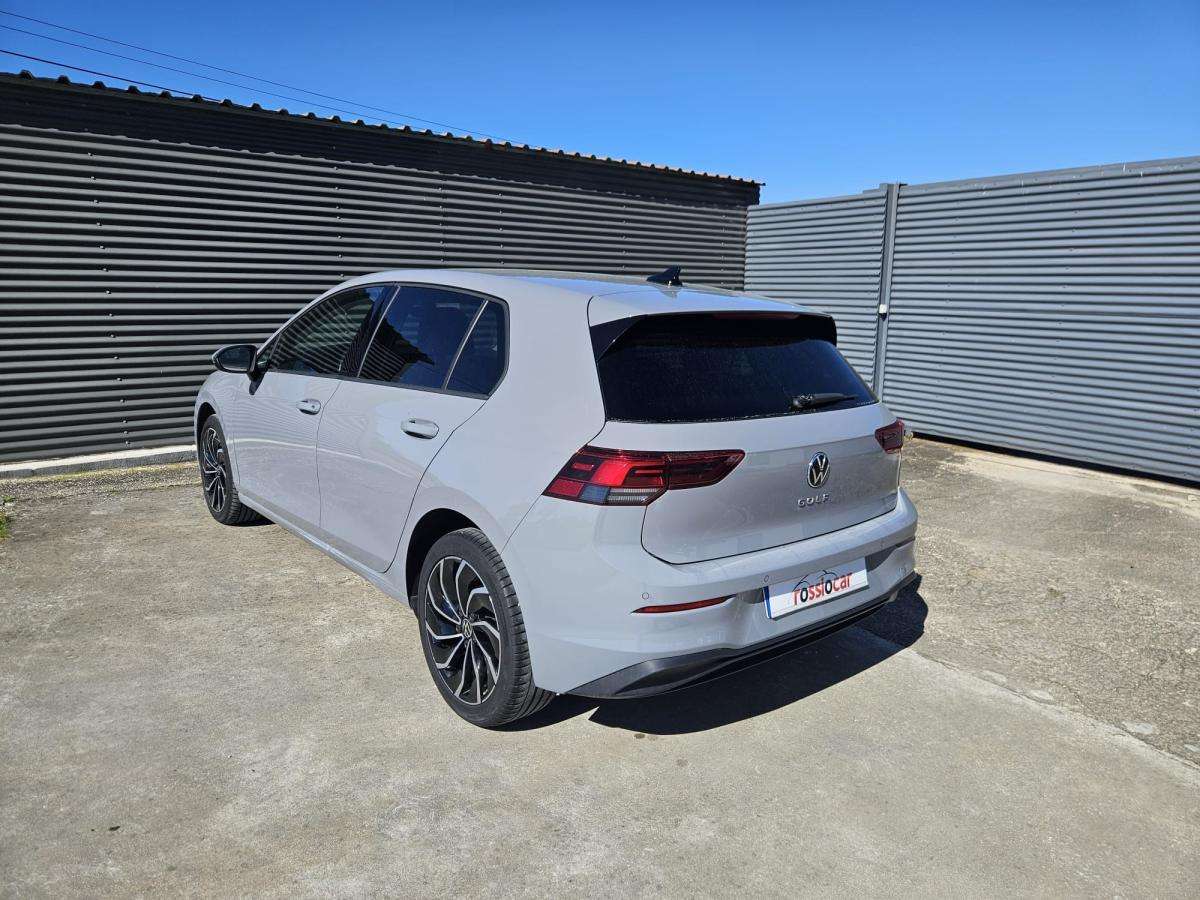 volkswagen-golf-2023-gasolina-999cc