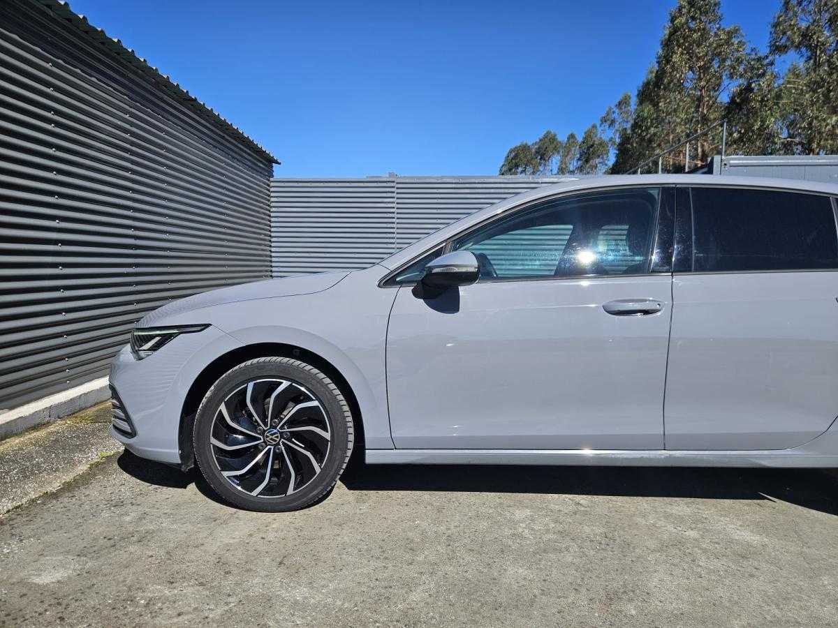 volkswagen-golf-2023-gasolina-999cc